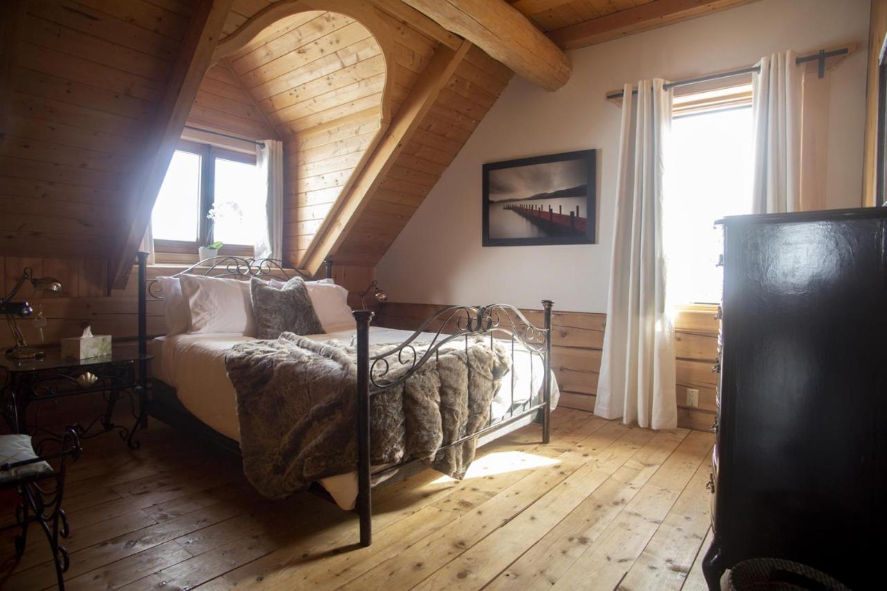 Hebergement "La Maison En Bois Rond" Sainte-Marie Eksteriør billede